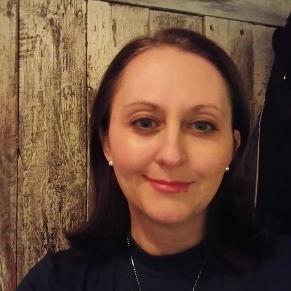 Meet your Posher, Melinda - Picture 2 of 3